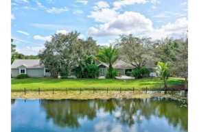Serene lakeside view, family friendly, sleeps 6